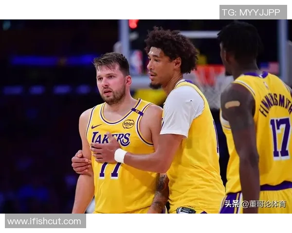 1月28日太阳对湖人精彩视频直播全程回顾与赛后分析