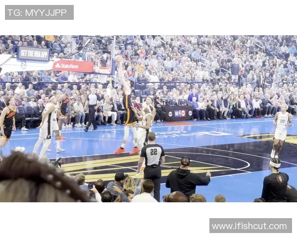 2016年NBA季后赛马刺与雷霆第三场激战回顾与精彩瞬间分析 2016年NBA季后赛马刺与雷霆第三场激战回顾与精彩瞬间分析