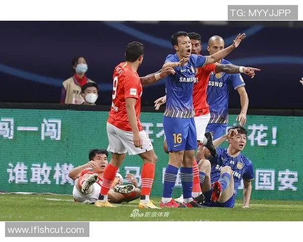 中超决赛恒大与苏宁对决的精彩瞬间与深刻反思 中超决赛恒大与苏宁对决的精彩瞬间与深刻反思