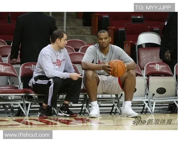 火箭队与森林狼激战回顾2019年2月14日精彩瞬间与赛后分析